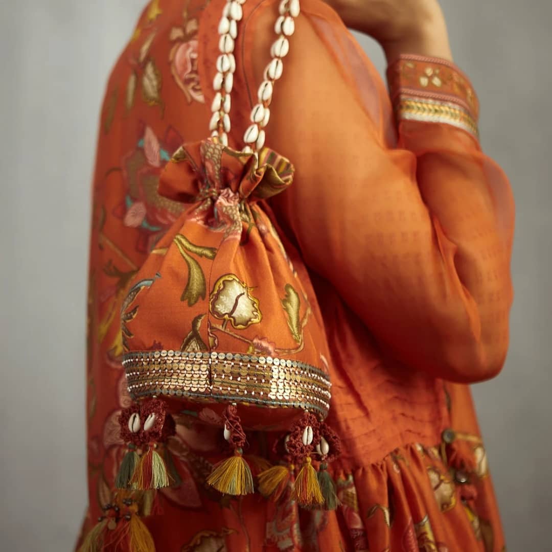 Style Audit by Jaina Lalbhai,  styleauditbyjainalalbhai, loveforfashion, tyohaar, virtualtrunkshow, loveforclothes, changingthewayahmedabaddresses, revolutinizingfashion