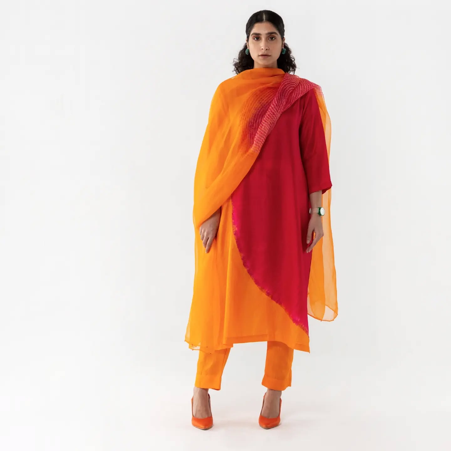 Style Audit by Jaina Lalbhai,  styleauditbyjainalalbhai, trunkshow, popup, changingthewayahmedabaddresses, revolunizingfashion, makeastatement, loveforfashion, loveforcraft, iridescence, ahmedabadshopping