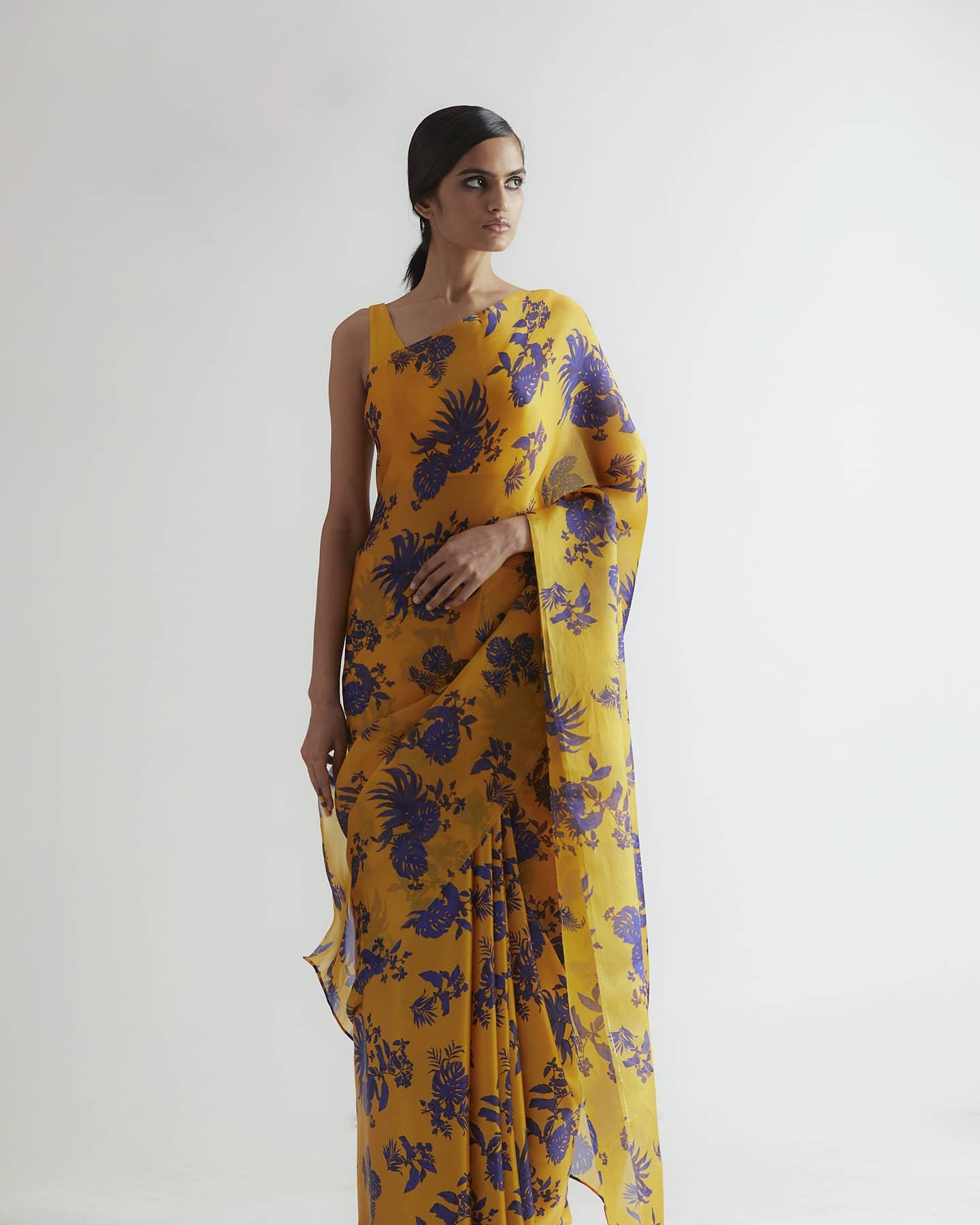 Style Audit by Jaina Lalbhai,  styleauditbyjainalalbhai, loveforclothes, loveforfashion, virtualtrunkshow, kshitijjalori, traditionallymodern, changingthewayahmedabaddresses, revolutinizingfashion