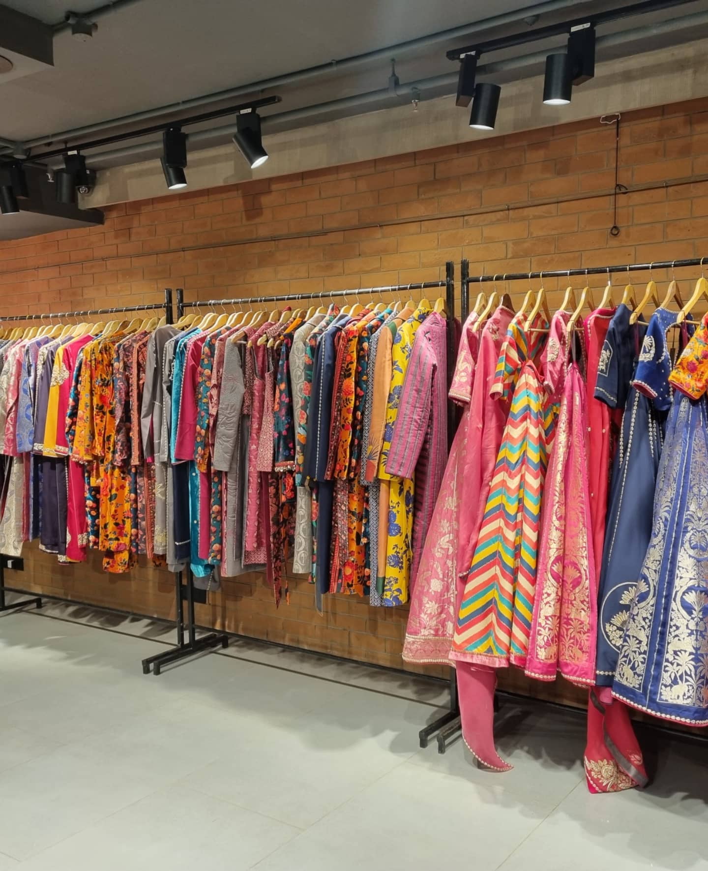 Style Audit by Jaina Lalbhai,  styleauditbyjainalalbhai, loveforfood, festivemaximalism, changingthewayahmedabaddresses, revolutionizingfashion, loveforfashion, makeastatement, popup, trunkshow